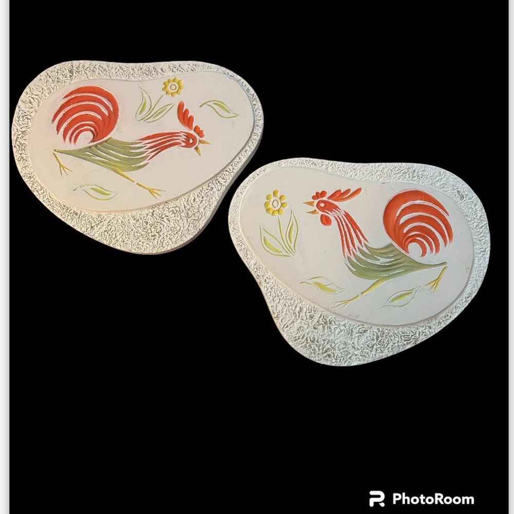 Awesome MCM 60s Devonware chalkware roosters